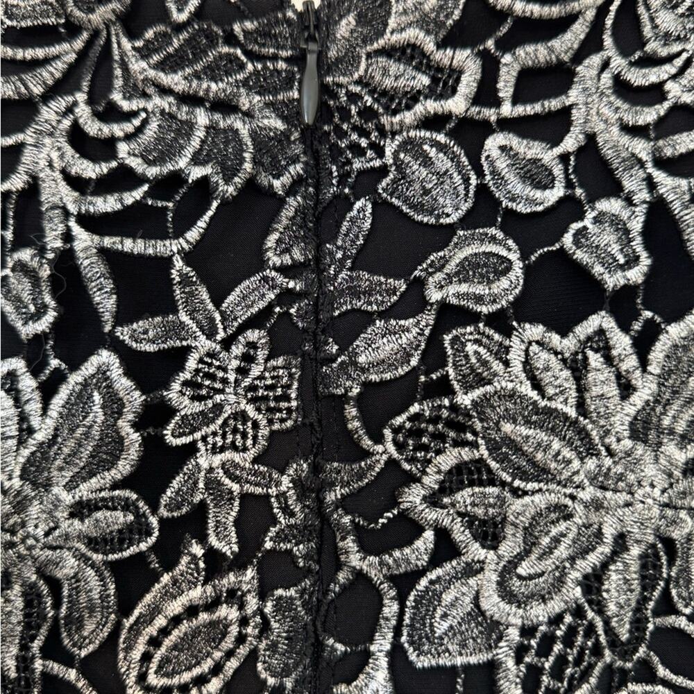 Lauren Ralph Lauren Black Silver Lace Sheath Cocktail Dress Size 12 - Picture 3 of 5